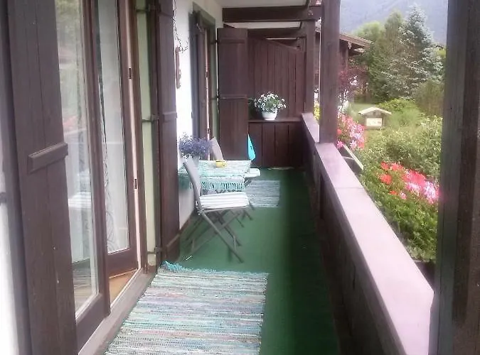 Edelweiß Apartment *